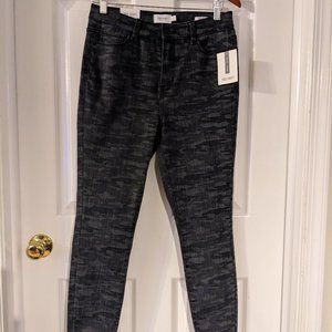 NWT True Craft High Rise Skinny Jeans, Black Camo, 7